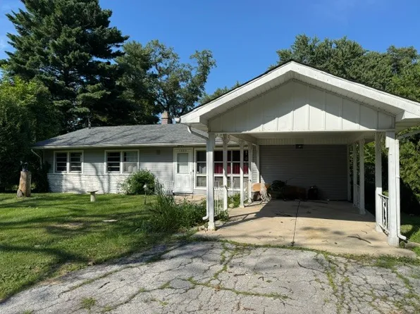 1860 Richton Rd, Steger, IL 60475
