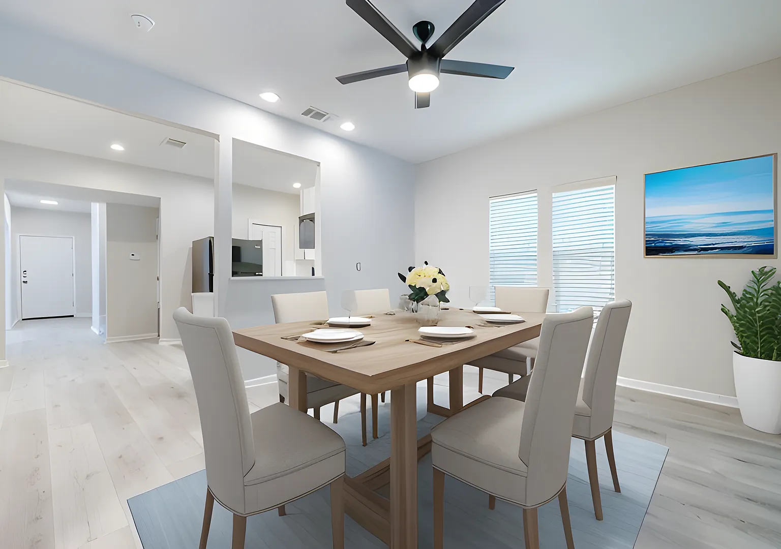 Ut Pre-Lease: Newly Updated 6 Bed / 3.5 Bath House In Hyde Park, Updated Kitchen, Bathrooms And F... — Photo 4
