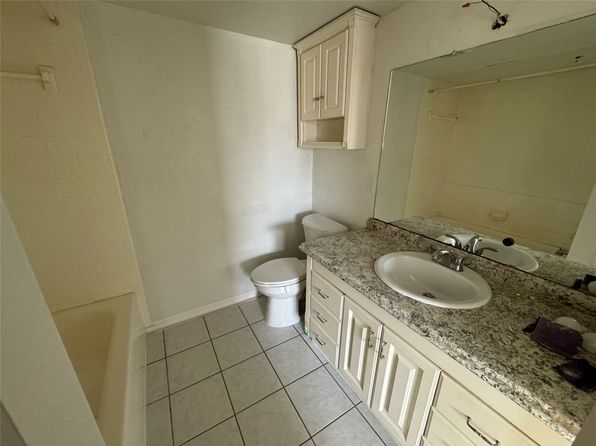 7413 Bogart Dr, North Richland Hills, TX 76180