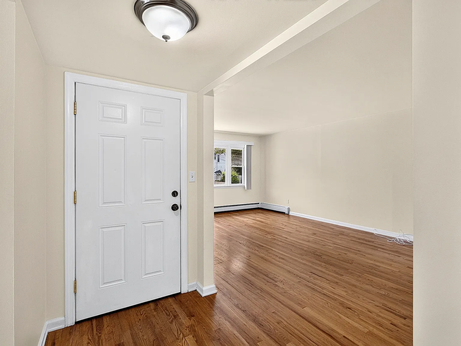 3 bed, $3,500 — Photo 4