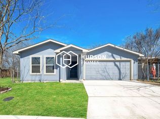 411 Azucena St, San Antonio, TX 78237