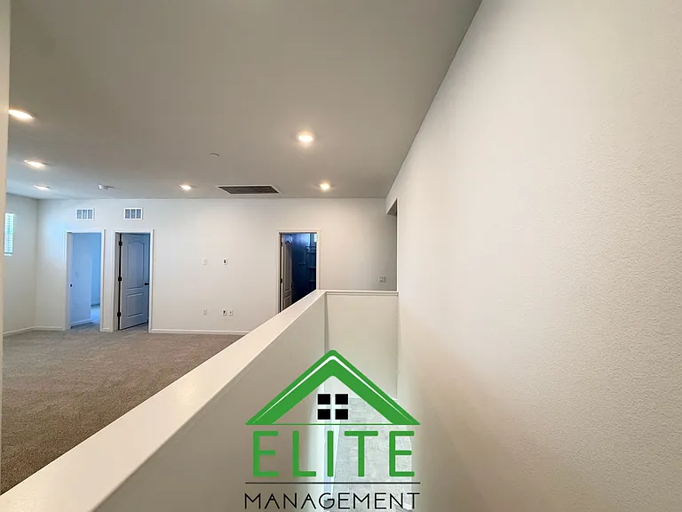 2508 Golden Bear St — Photo 13