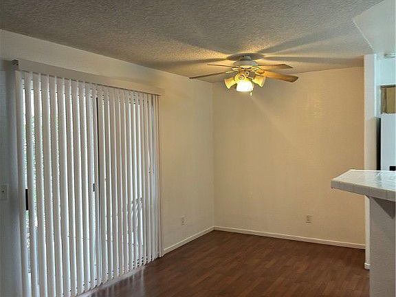 5th image of 816 Yacht Harbor Dr Unit 104