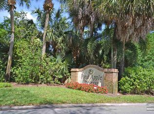 395 Edgemere Way N, Naples, FL 34105