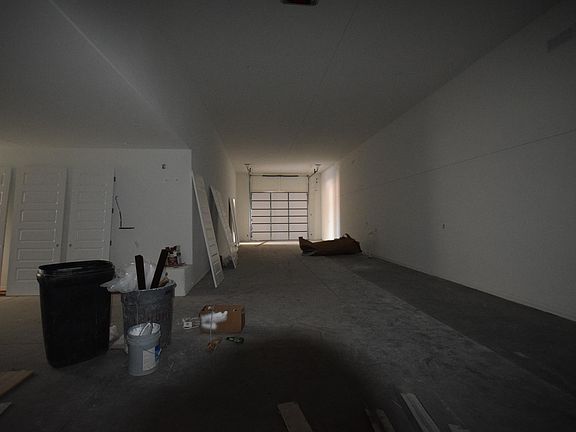 4th image of 3475 Big Chief Dr
