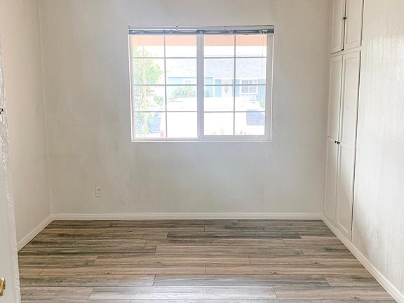 5th image of 8358 Lennox Ave