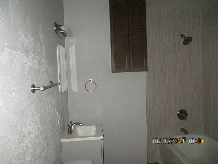 429 8th Ave N #7 — Photo 6