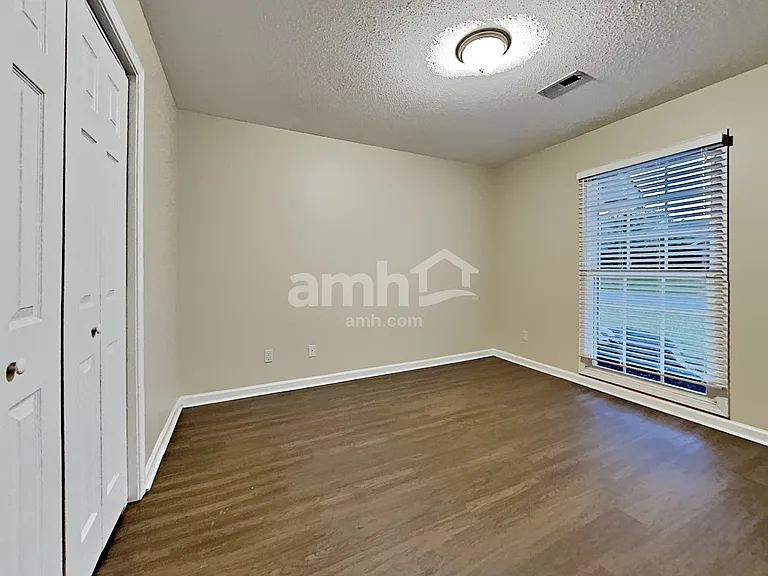 2338 Sir Edward Ln — Photo 18