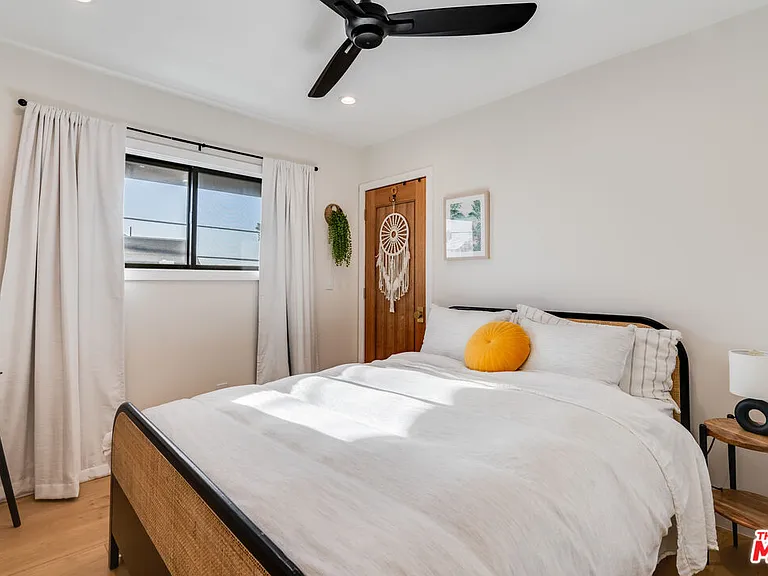 17 Sunset Ave #4 — Photo 12