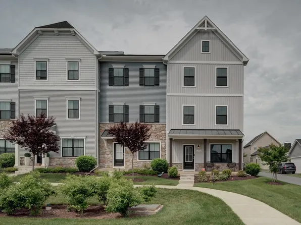 1302 Pedigree St, Frederick, MD 21702