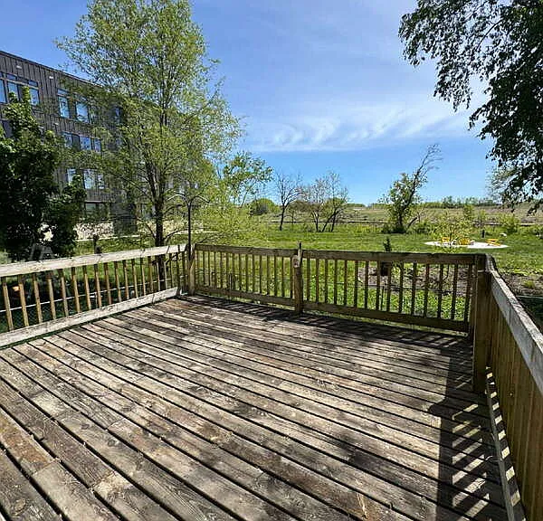131 N Fair Oaks Ave — Photo 8