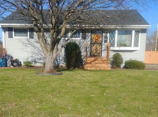 19 McClelland Ave, Troy, NY 12180