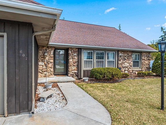 5th image of 607 Ridgeview Ct