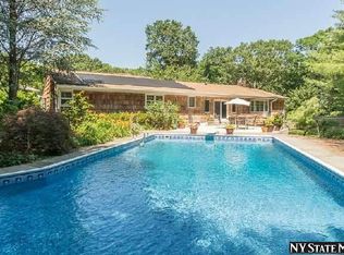 1 Chestnut Stump Rd, Northport, NY 11768