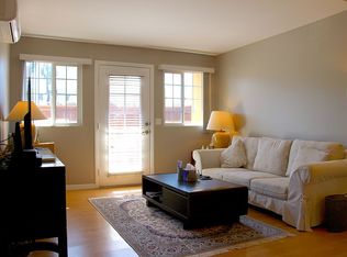 5252 Balboa Arms Dr UNIT 104, San Diego, CA 92117