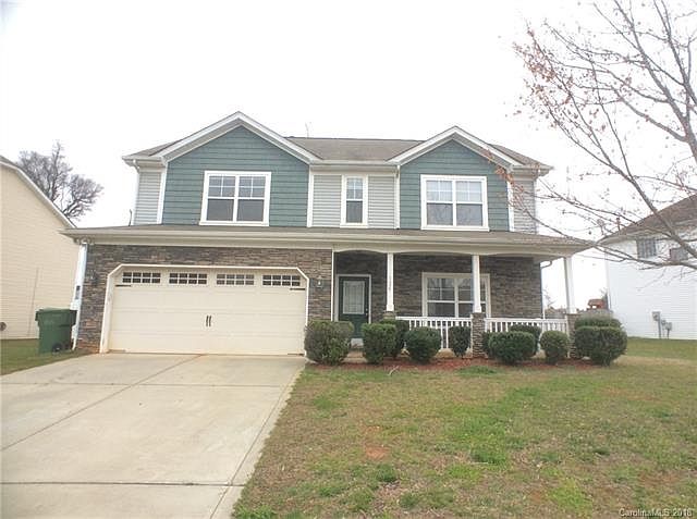 1st image of 124 Farm Springs Dr
