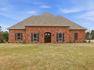 116 Sky Meadow Rd, Flora, MS 39071
