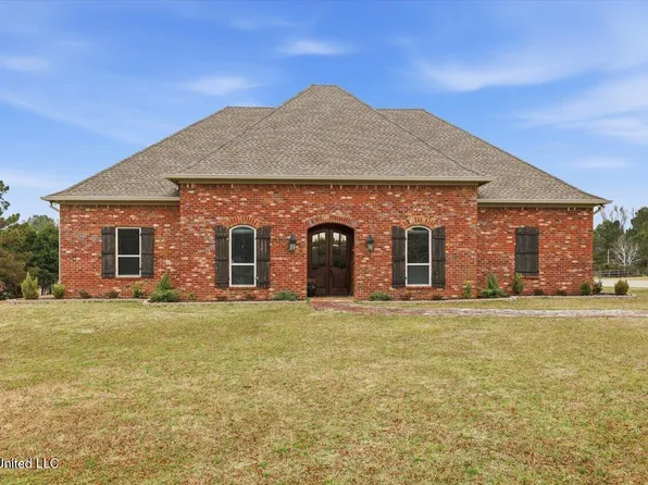 116 Sky Meadow Rd, Flora, MS 39071