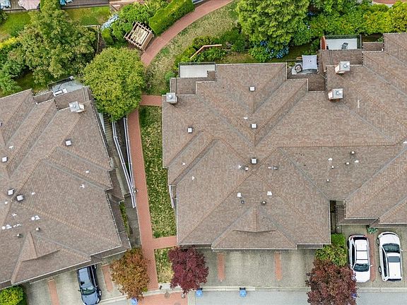 5th image of 103 Parkside Dr #19
