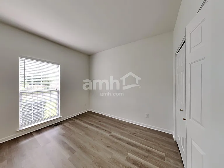 1828 Annalee Dr — Photo 18