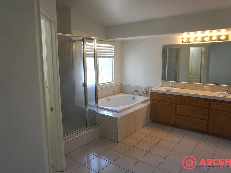 11805 Wethersfield St — Photo 12