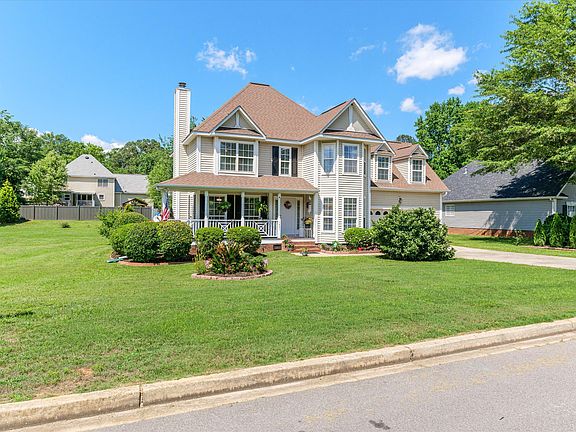 3rd image of 1451 Willow Woods Dr