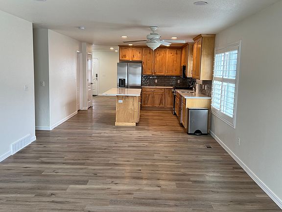 Main Floor - Kitchen