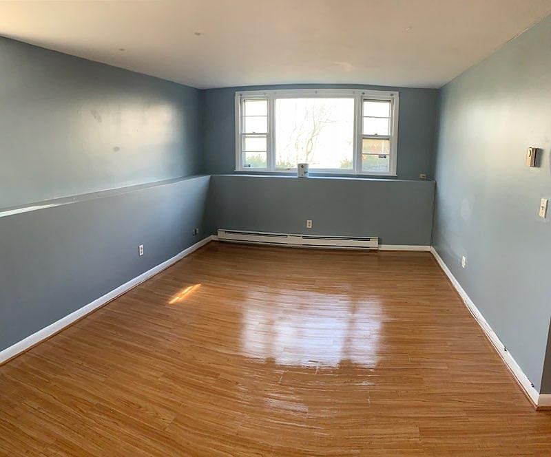 1st image of 91 Metropolitan Ave #1