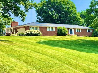 1732 Deerwood Cir SE, East Sparta, OH, 44626