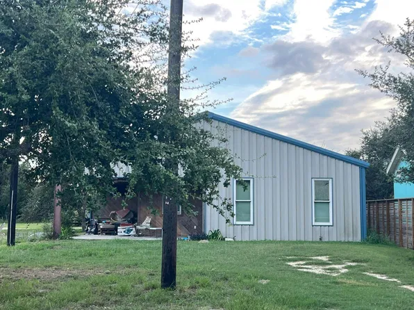 1204 Lone Star Rd, Fulton, TX 78358