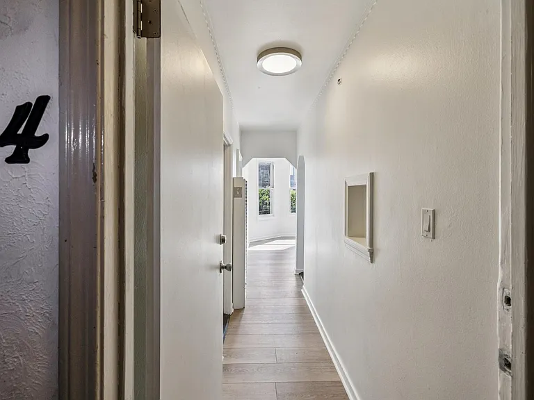 3235 Fillmore St #4 — Photo 6