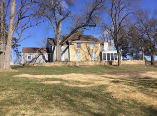 301 Lee Cir, Albert Lea, MN 56007