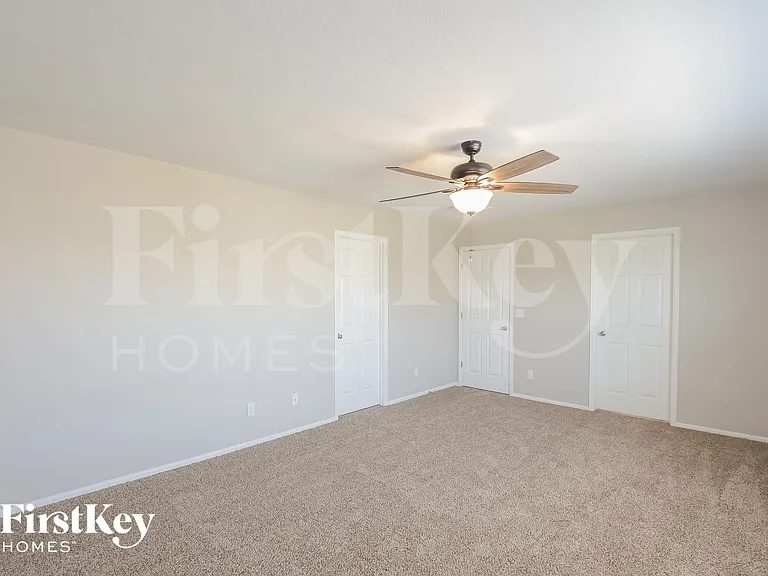 6481 N Dunkirk Ct — Photo 8