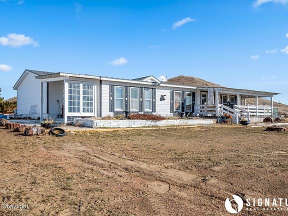 4th image of 74 Penrose Peak Rd