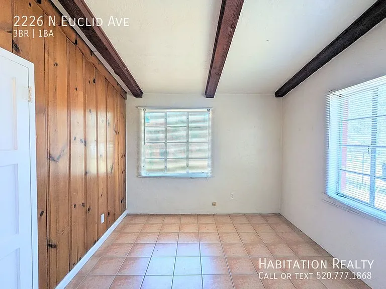 2226 N Euclid Ave — Photo 12