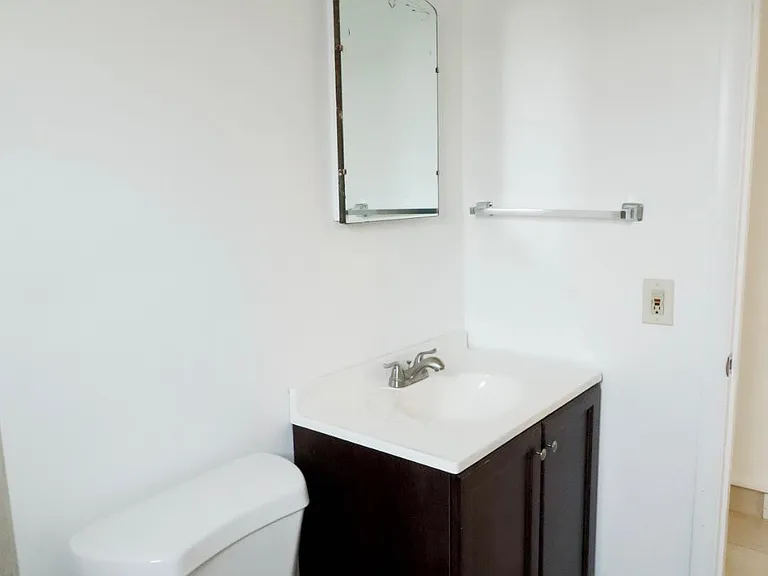 1451 Riverside Dr #5 — Photo 10
