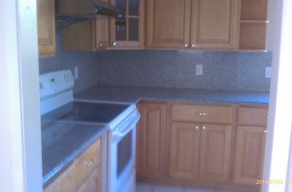 3rd image of 366 Ryegate Ct