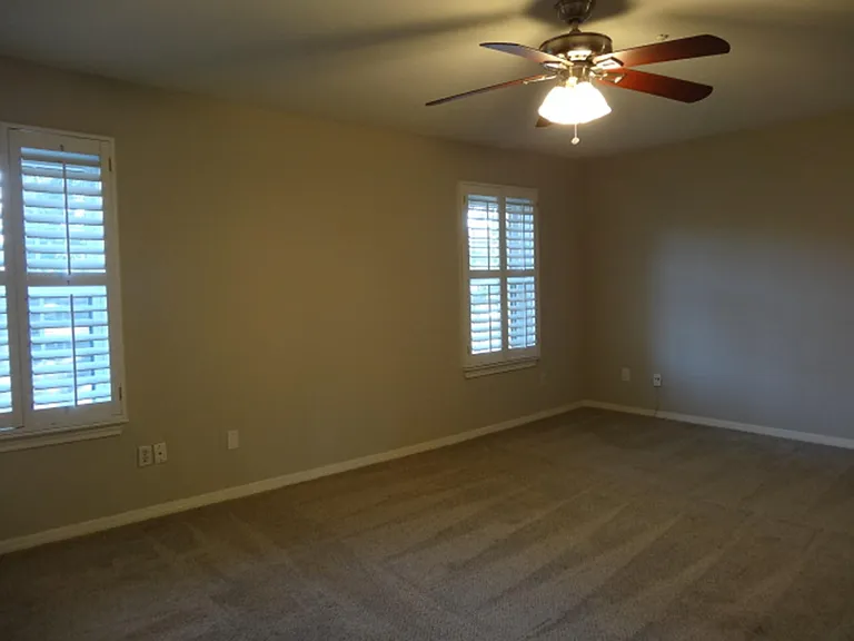 864 Augusta Dr #208 — Photo 16