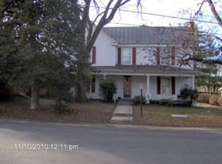 76 Maple Ave, Halifax, VA 24558