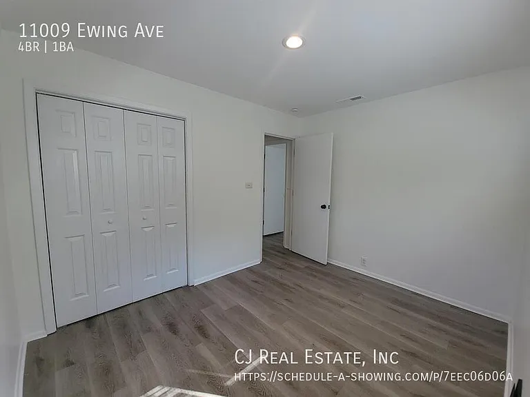 11009 Ewing Ave — Photo 9