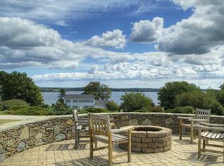 400 Glen Rd, Portsmouth, RI 02871