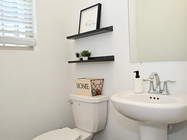 3057 Pensacola Dr — Photo 6
