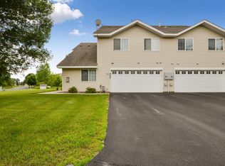 4642 19th St SW, Forest Lake, MN 55025