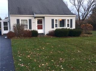 4464 Sunset Dr, Syracuse, NY 13215
