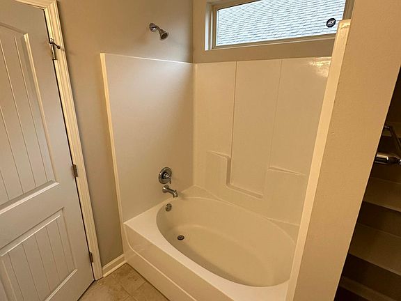 4th image of 113 Grace View Dr