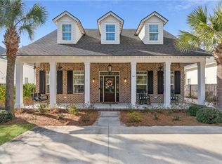 165 Harrington Ln, Saint Simons Island, GA 31522