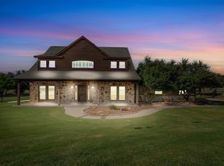 400 Muir Rd, Sanger, TX 76266