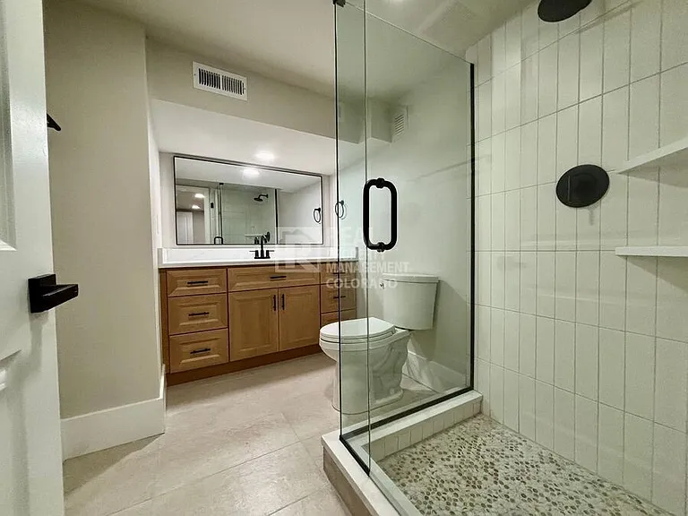1415 N Raleigh St — Photo 23