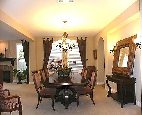 Elegant Formal Dining Room