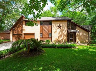 3825 Rau Dr, Dickinson, TX 77539